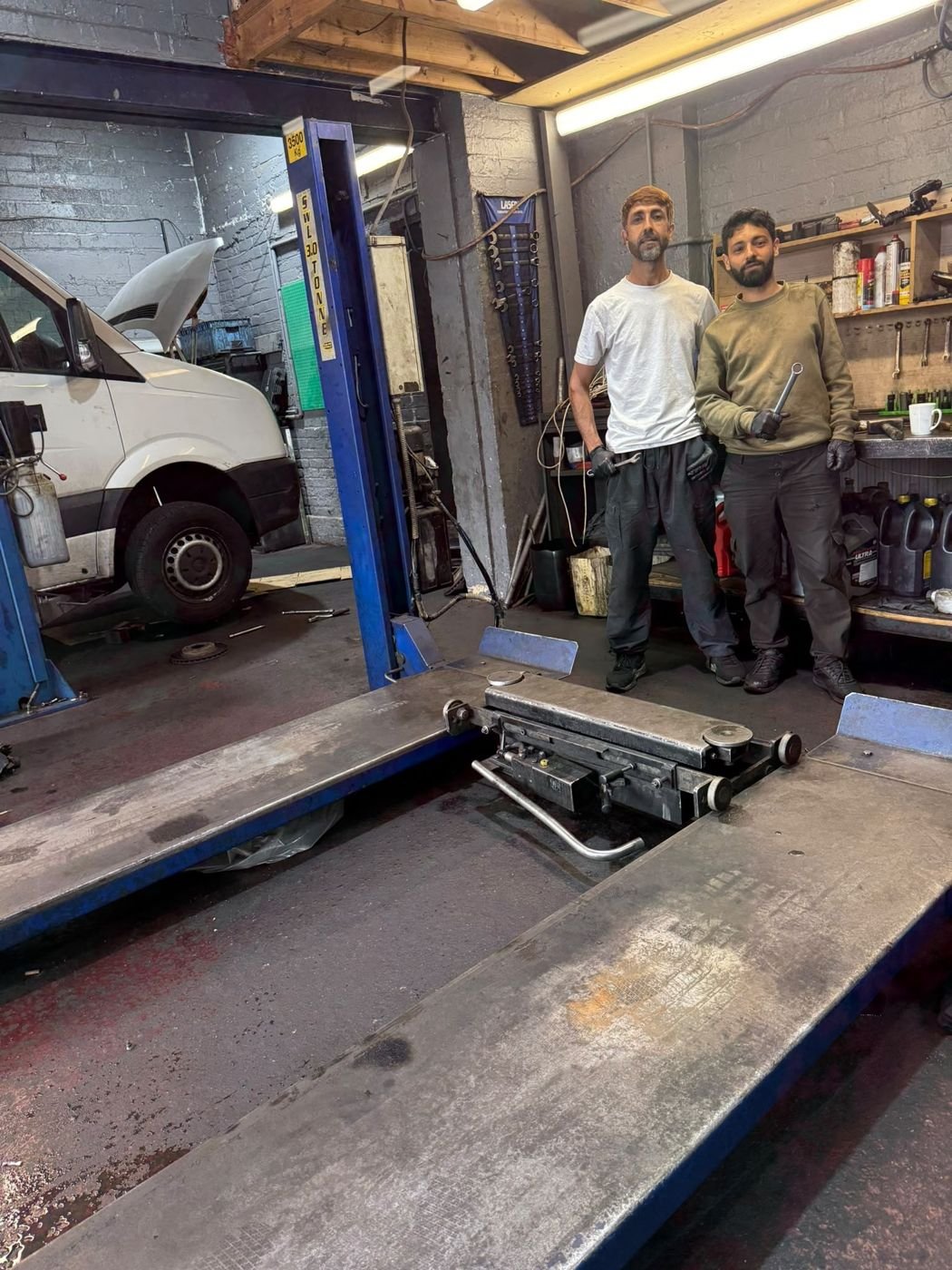 Team At Work, Ahmad Mobile Mechanic