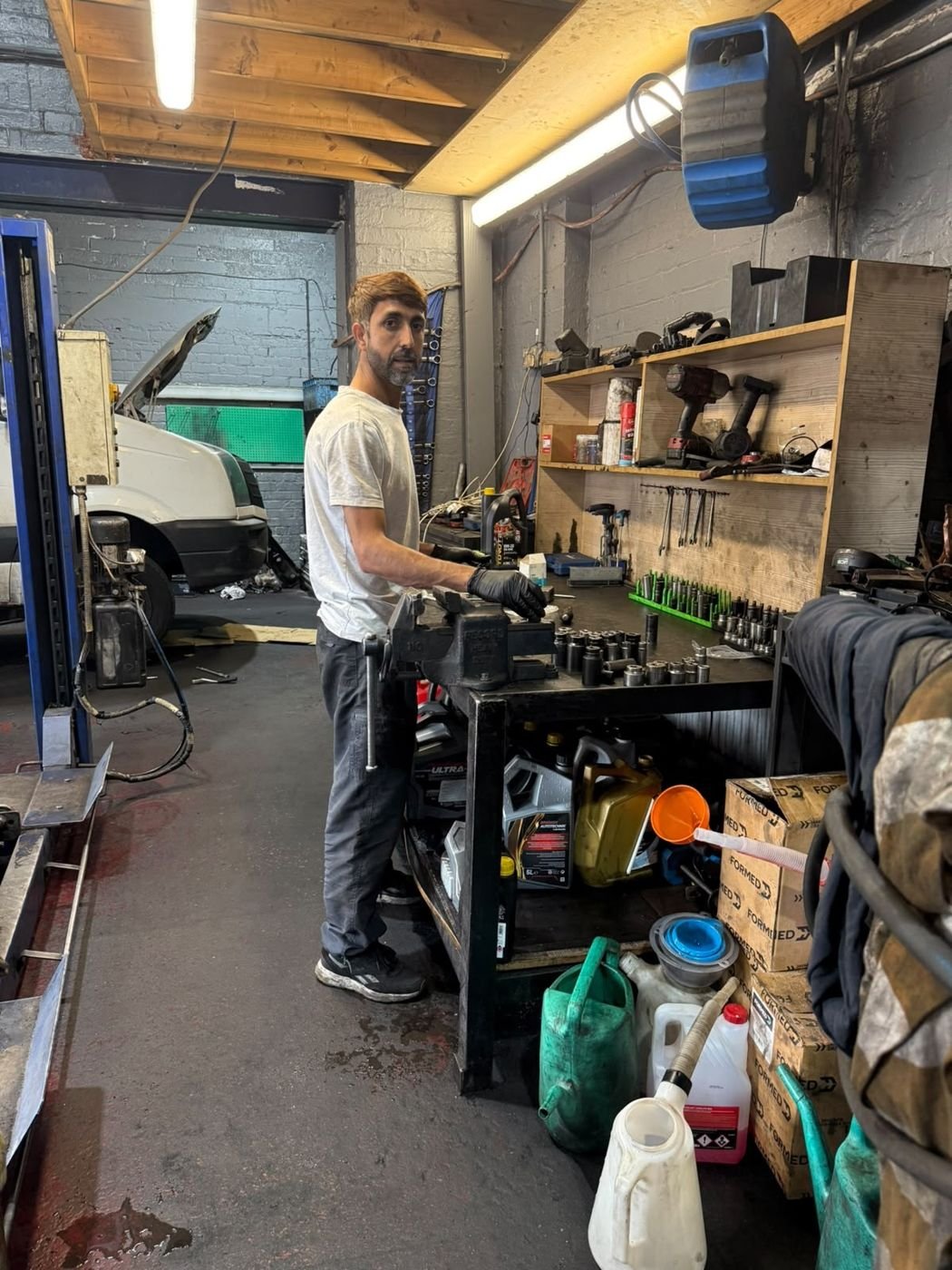 Bench Repair Work, Ahmad Mobile Mechanic